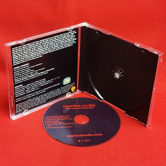 Marina Rocks The Comeback Kid CD Signed 2013 - Picture 6 of 8
